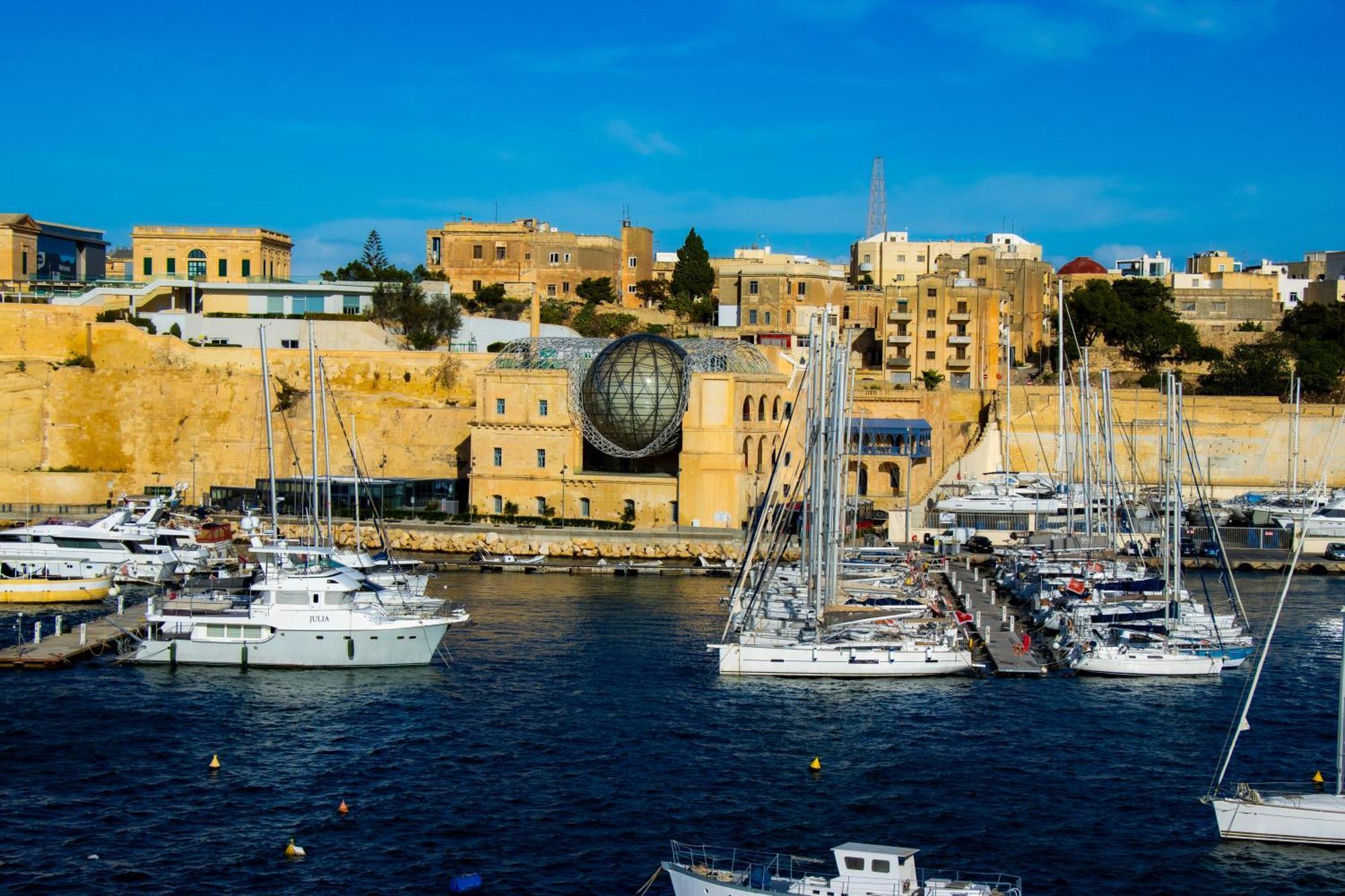 Seagull Birgu - Waterfront Home Extérieur photo